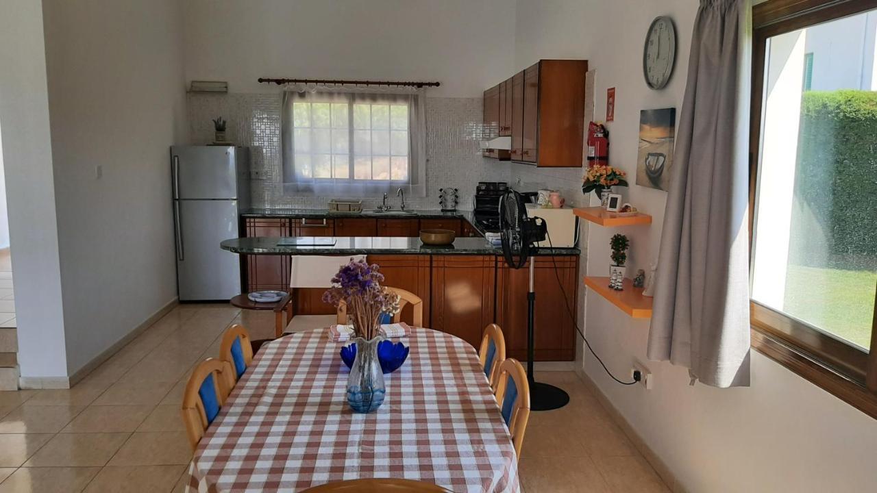 Chriseleni Latchi Villas Polis Esterno foto